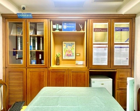 邱正宏醫師捐款支持《2025致羅慧夫、傳承整形大愛》公益行動